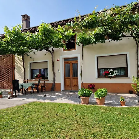 House Katrca Pivka