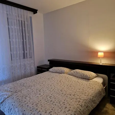 Počitniška hiša House Katrca
